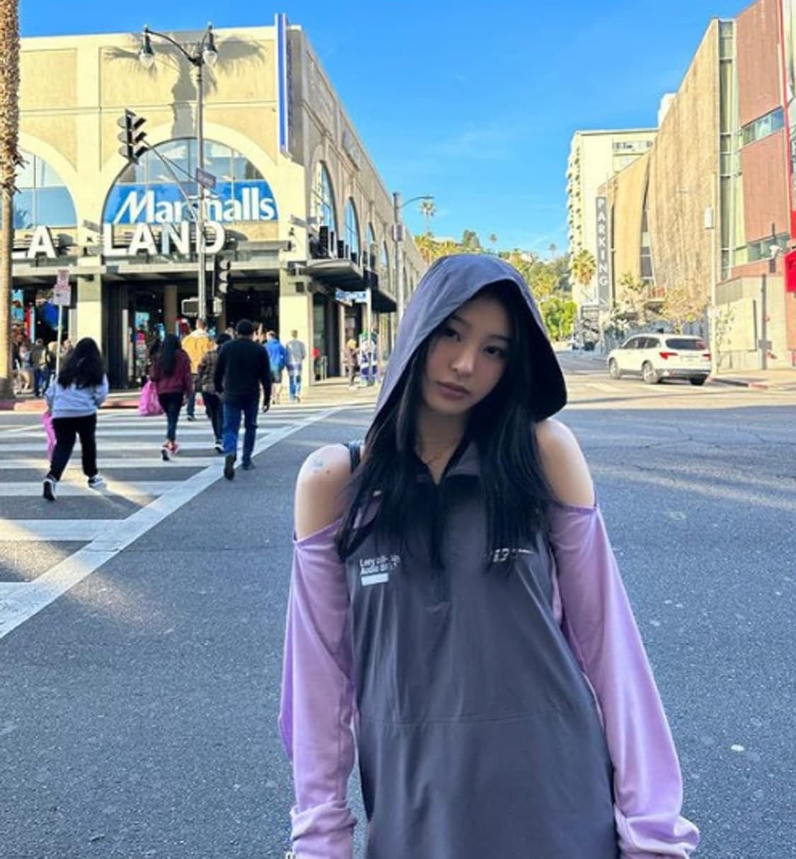 Yeel 스포티 오픈숄더 상품이미지1