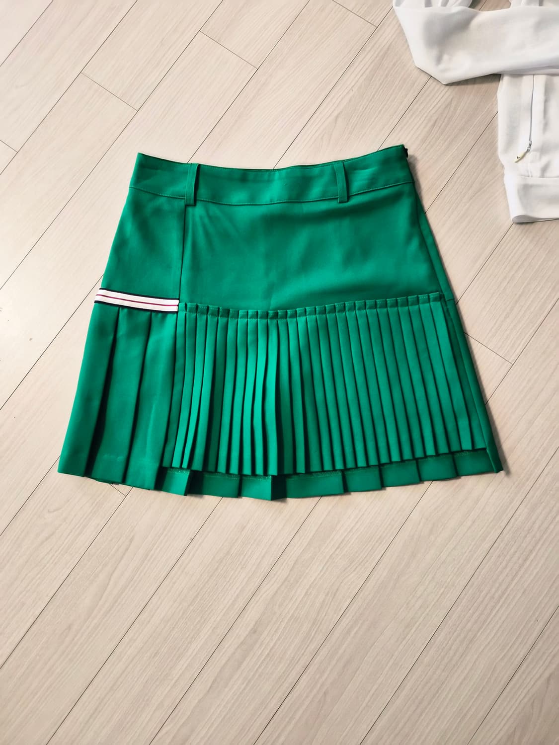 [MEEK] 쨍한 그린 컬러 주름 골프 스커트 (속바지유 상품이미지2