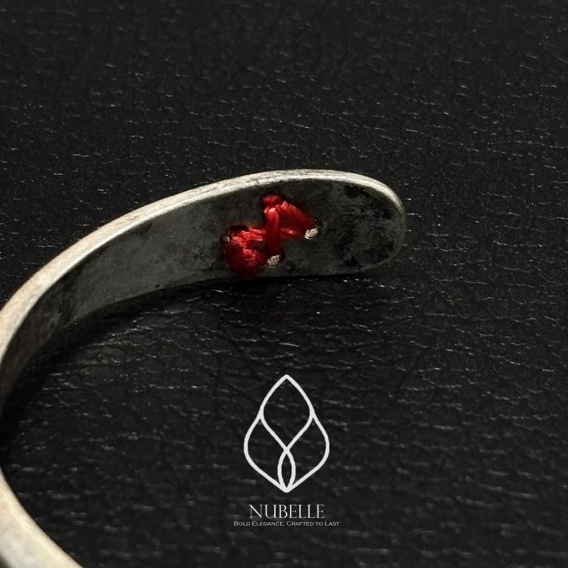🌗 Red stitch bracelet / 엔틱 레드 스티치 실버 팔찌 상품이미지8