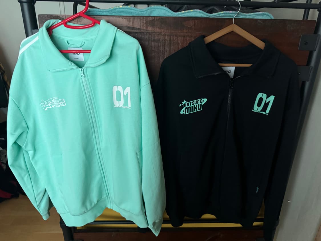 급처)스파오 하츠네미쿠 져지 L사이즈 일괄 상품이미지1