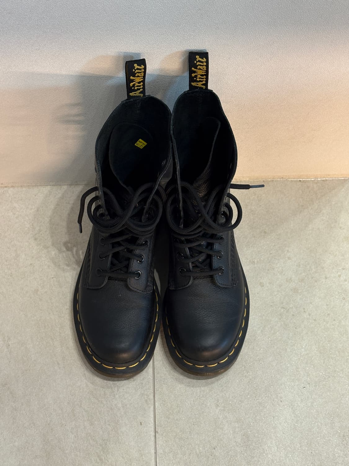 닥터마틴 1490 10홀 부츠 220 uk3 상품이미지3