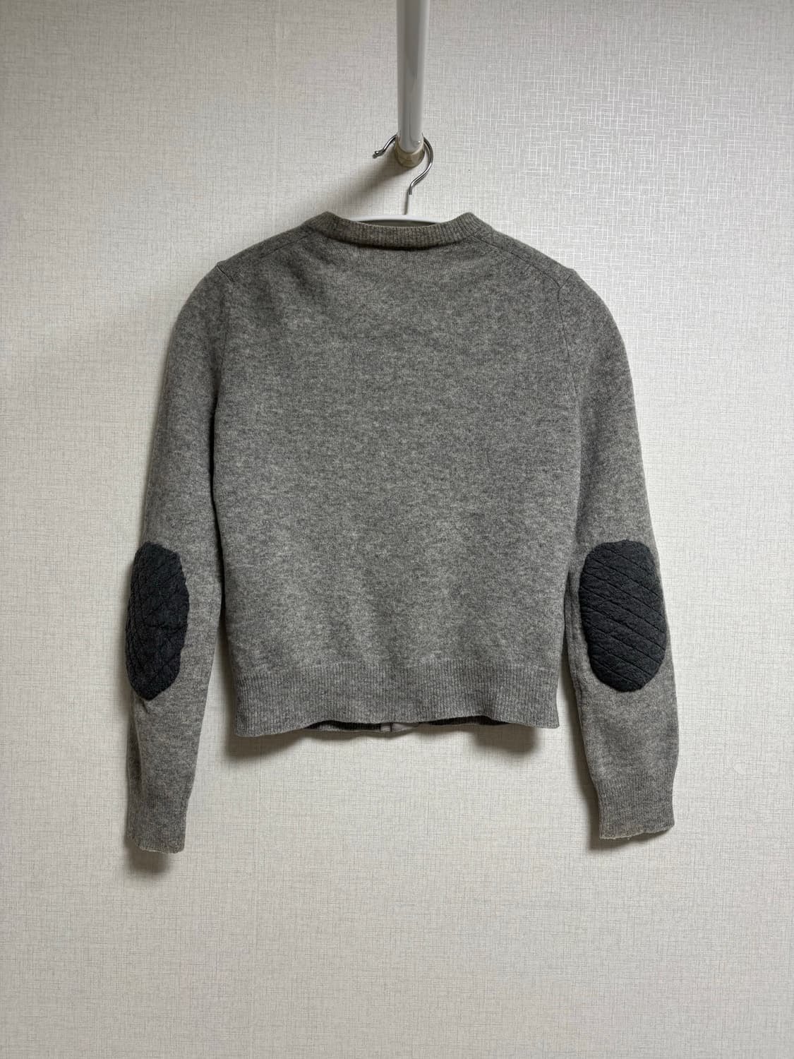 COMME des GARÇONS PLAY 하트 엘보 패치 울 가디건 상품이미지3