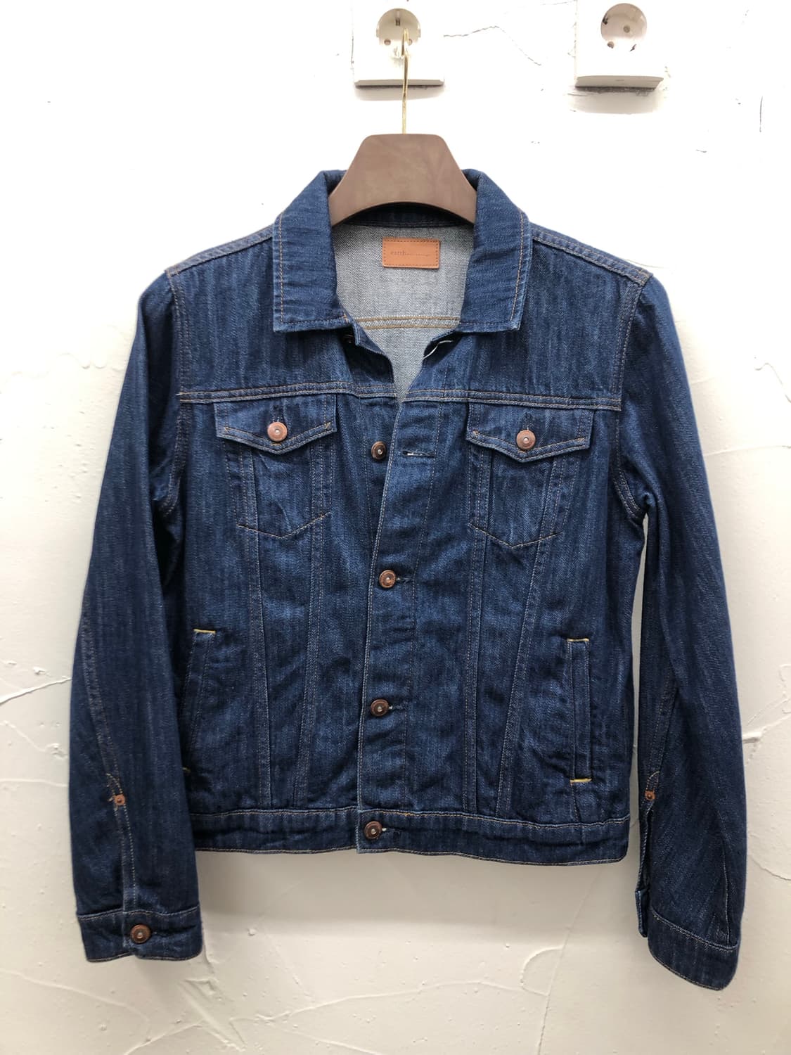 어스 뮤직 트러커 데님 자켓 상품이미지1