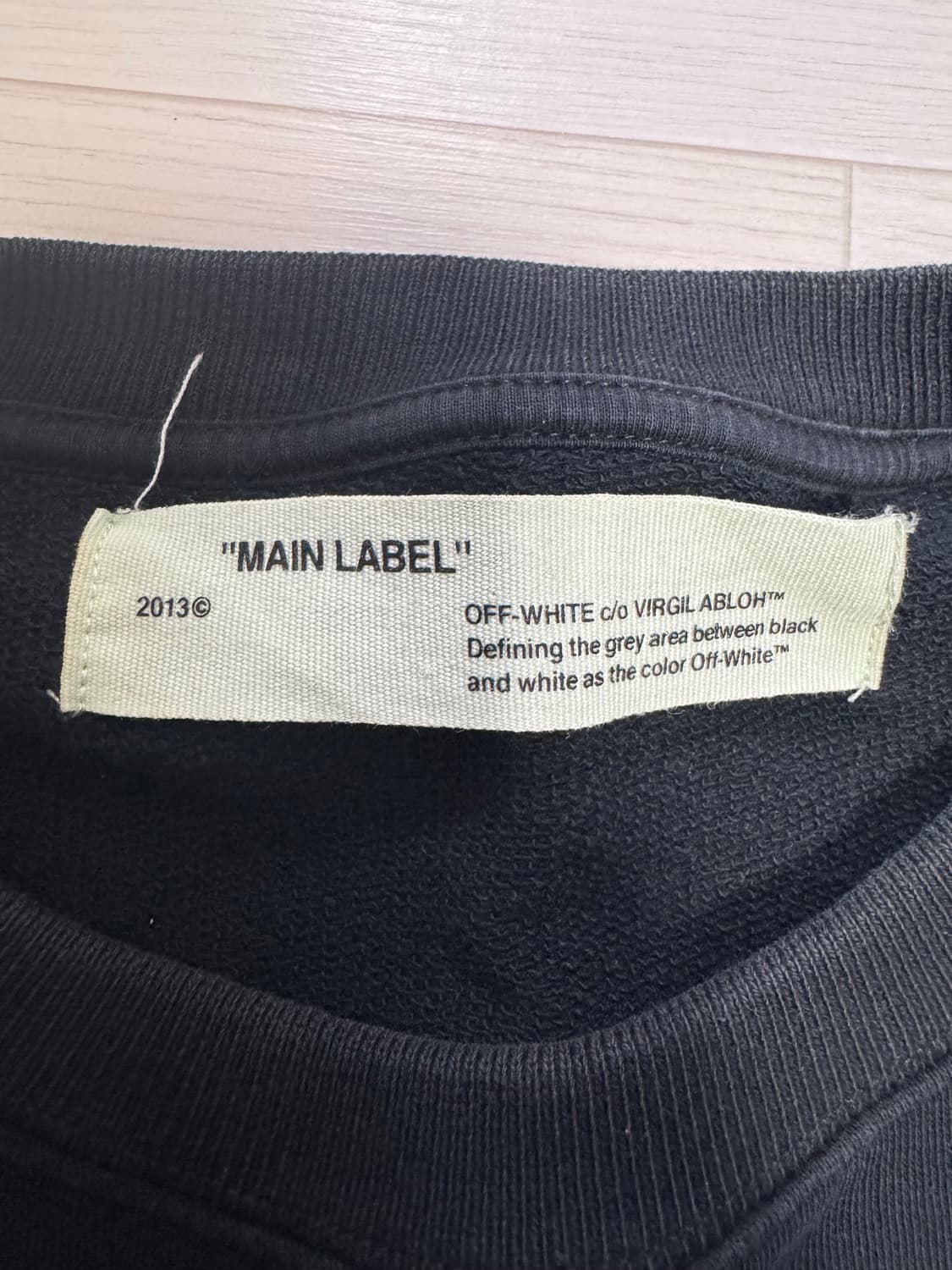 오프화이트 맨투맨 M사이즈 상품이미지4