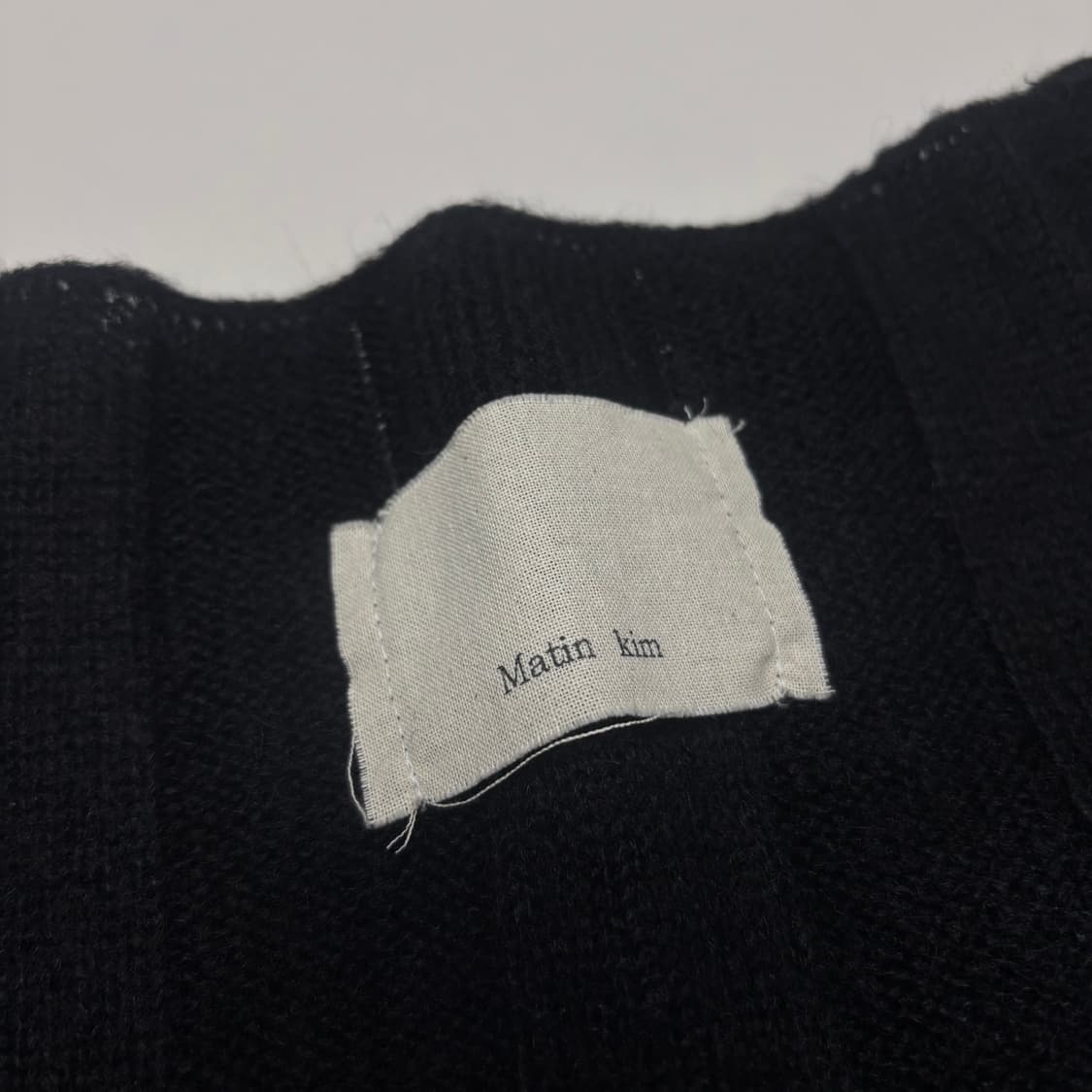 마뗑킴 BOAT NECK LONG KNIT PULLOVER 상품이미지6