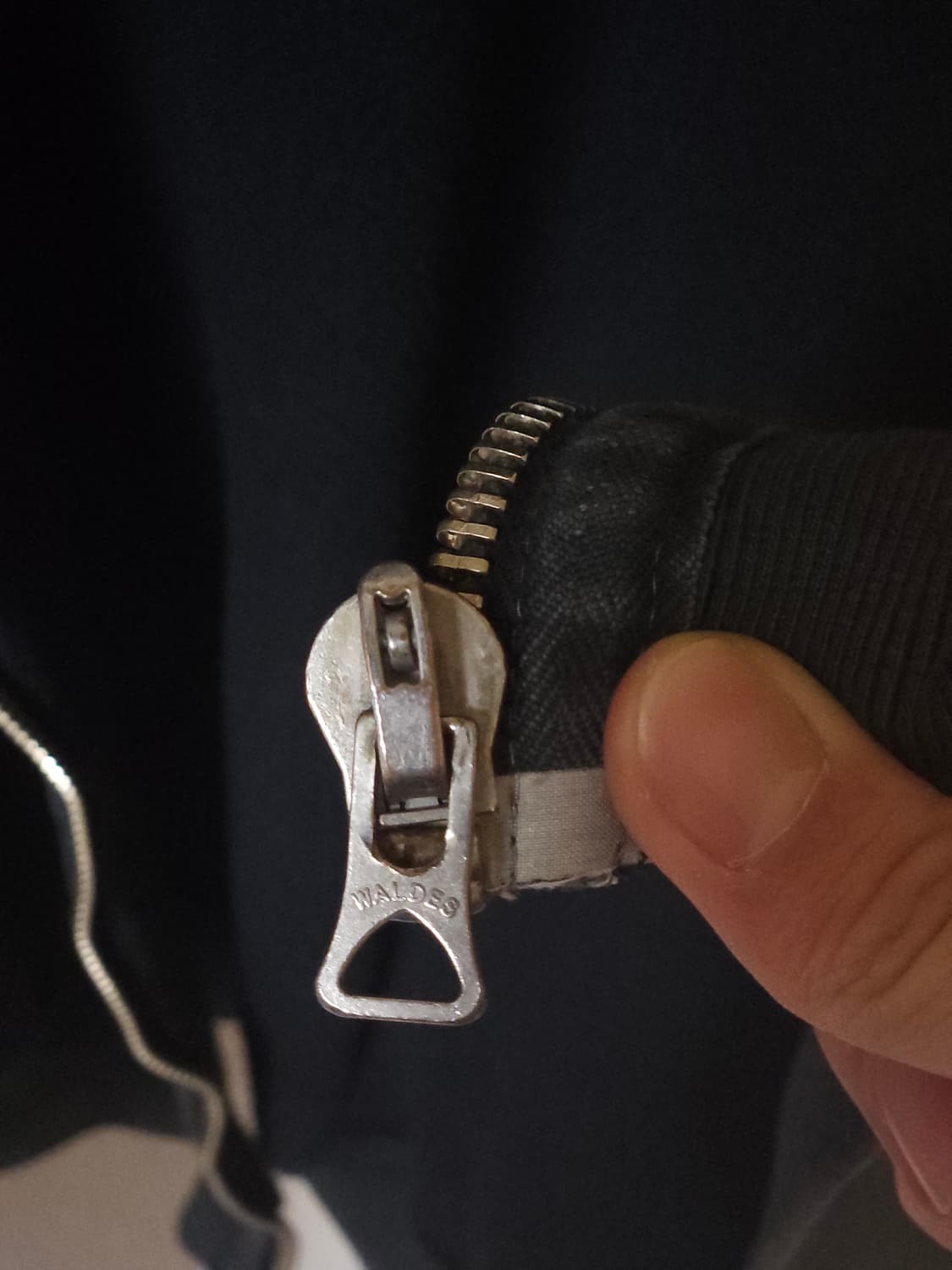 (1) 블라인드파일즈 후드집업 블랙 상품이미지4