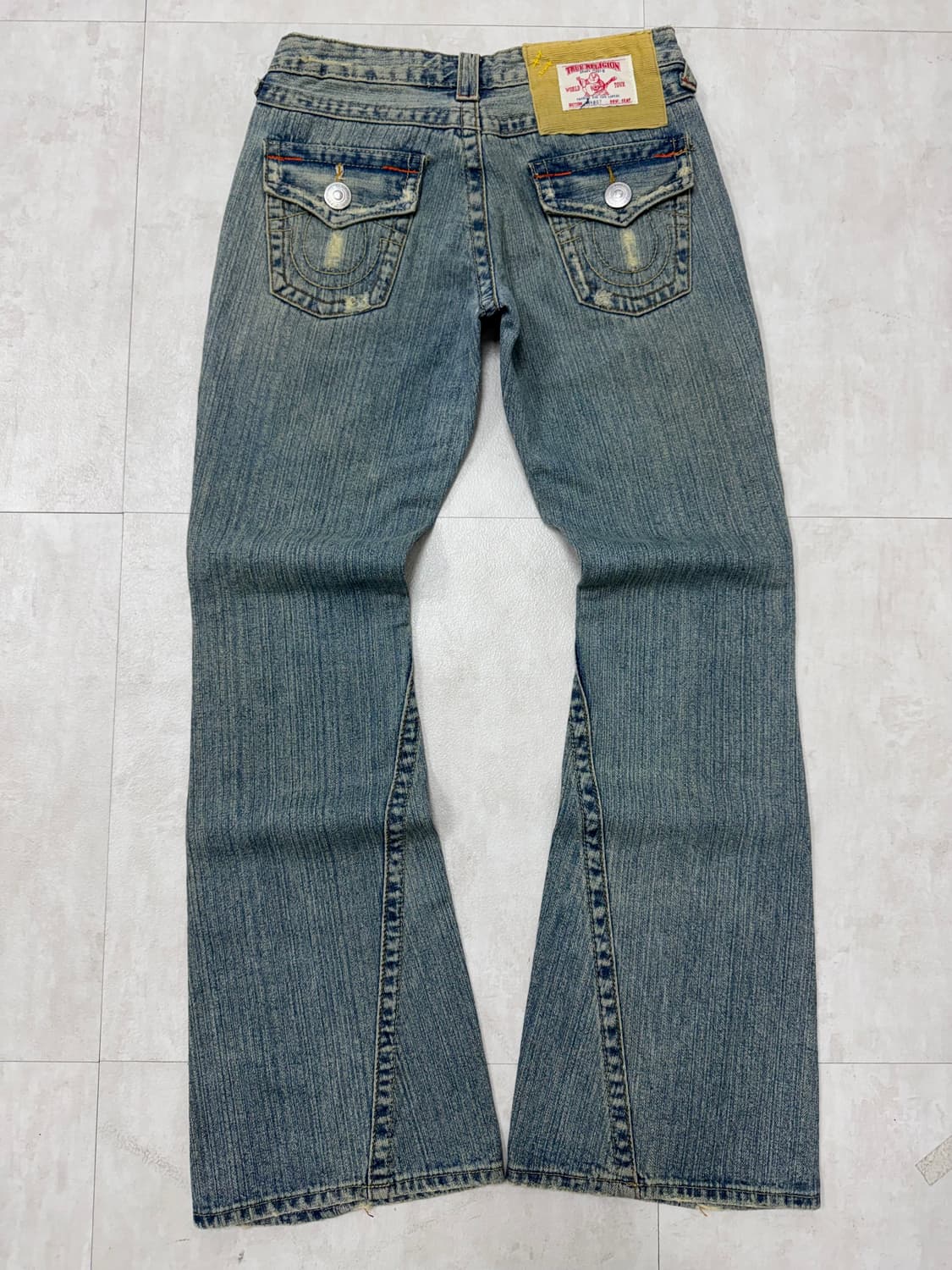 •True Religion 플라워 & 머쉬룸 패치 부츠컷 데님 상품이미지7