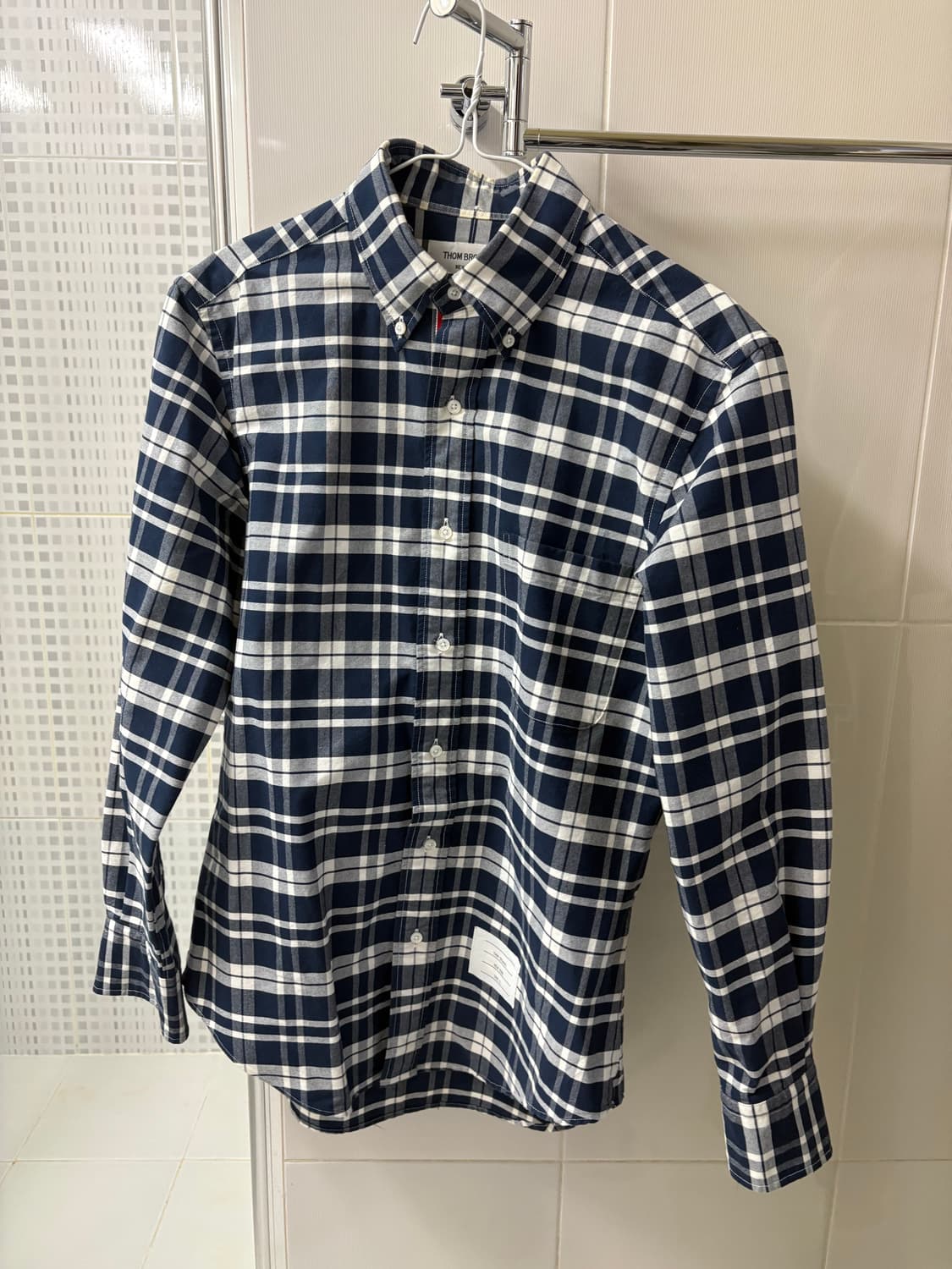 톰브라운 네이비 체크 셔츠 상품이미지1