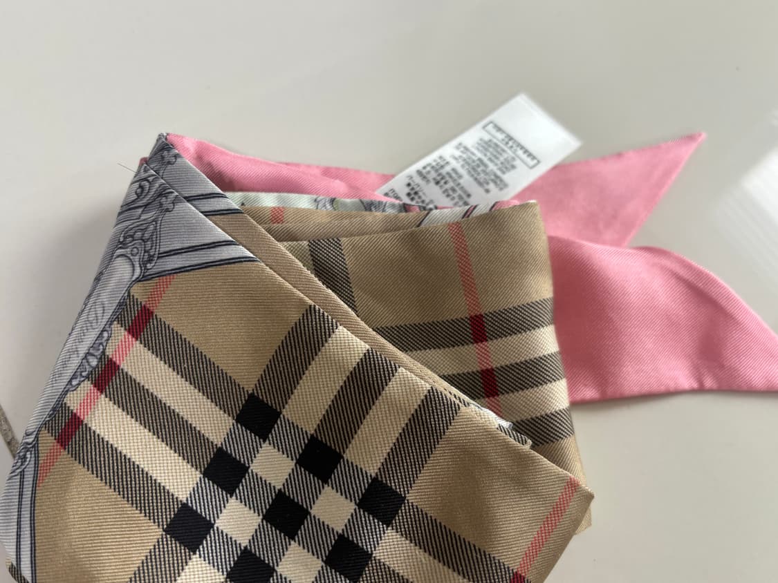 정품 버버리 실크 스카프 /리버시블(풀박) 상품이미지6