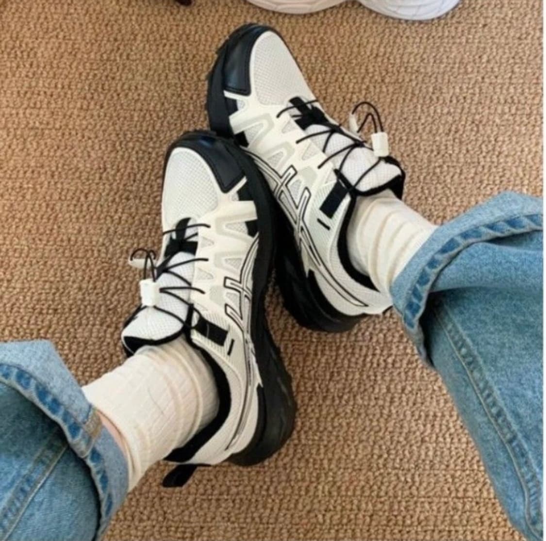 (235) 아식스 젤 소노마 FE 운동화-화이트블랙 상품이미지4