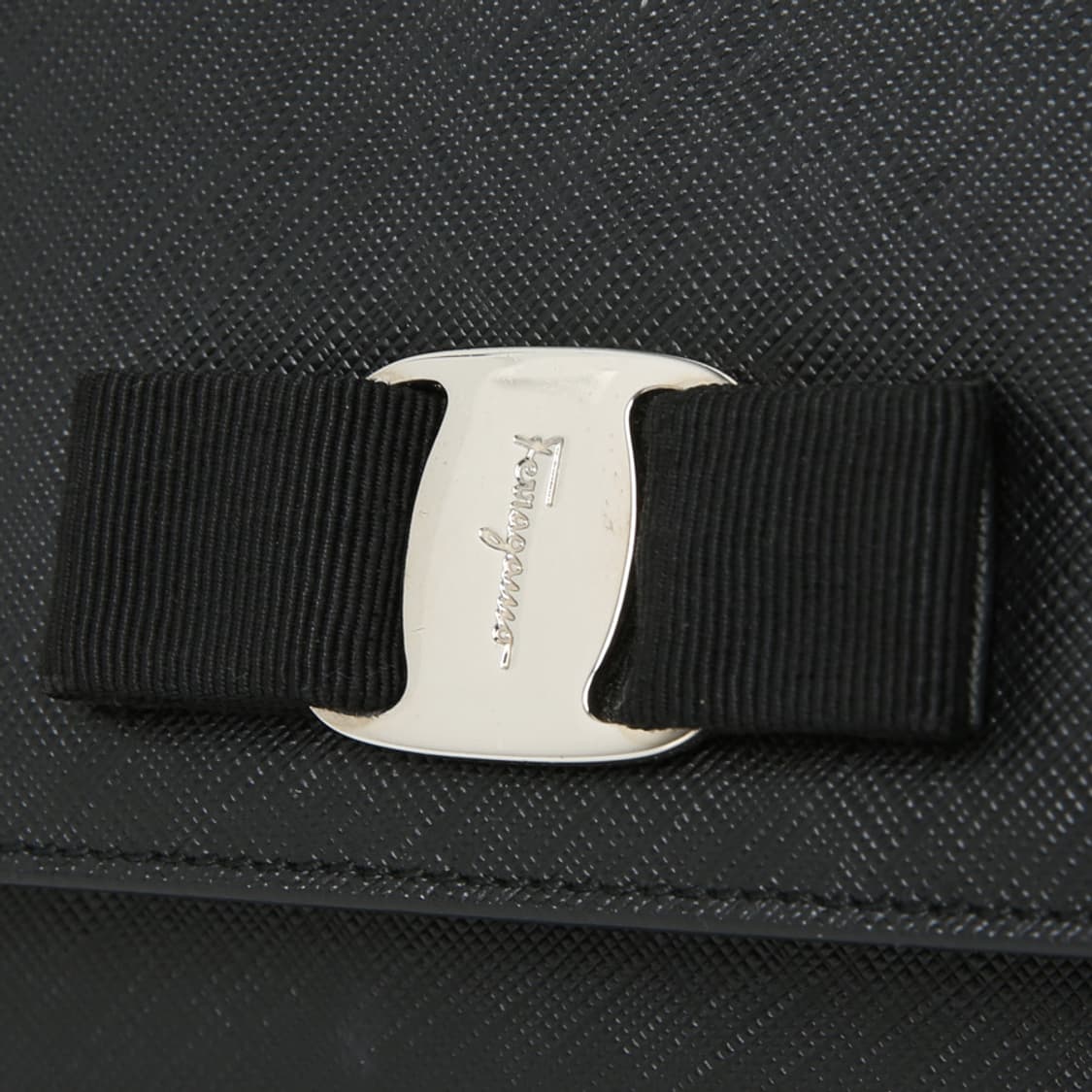 페라가모 지니 바라 체인 크로스백 블랙 리본 숄더 21-D855 상품이미지10