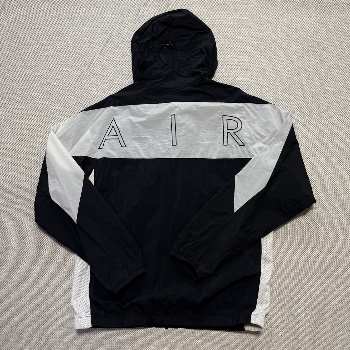 나이키 AIR 블랙 바람막이 자켓 상품이미지6