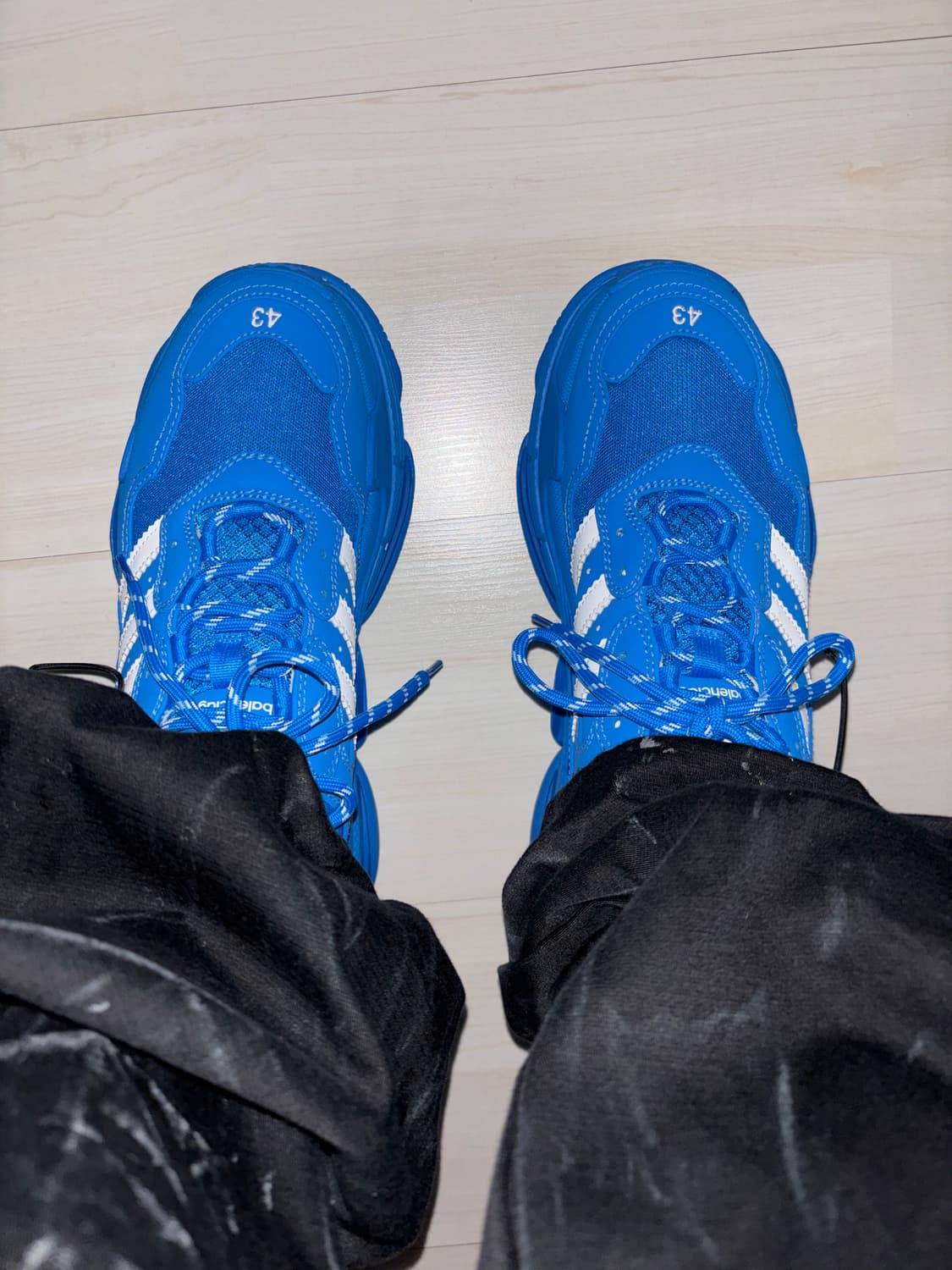 발렌시아가 트리플s 새상품급 급처 상품이미지2