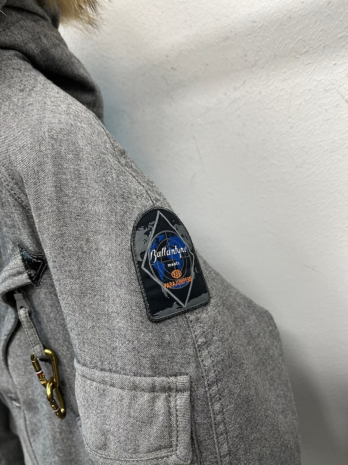 95-100) 파라점퍼스 x 발렌타인 에딘버러 다운파카  상품이미지3