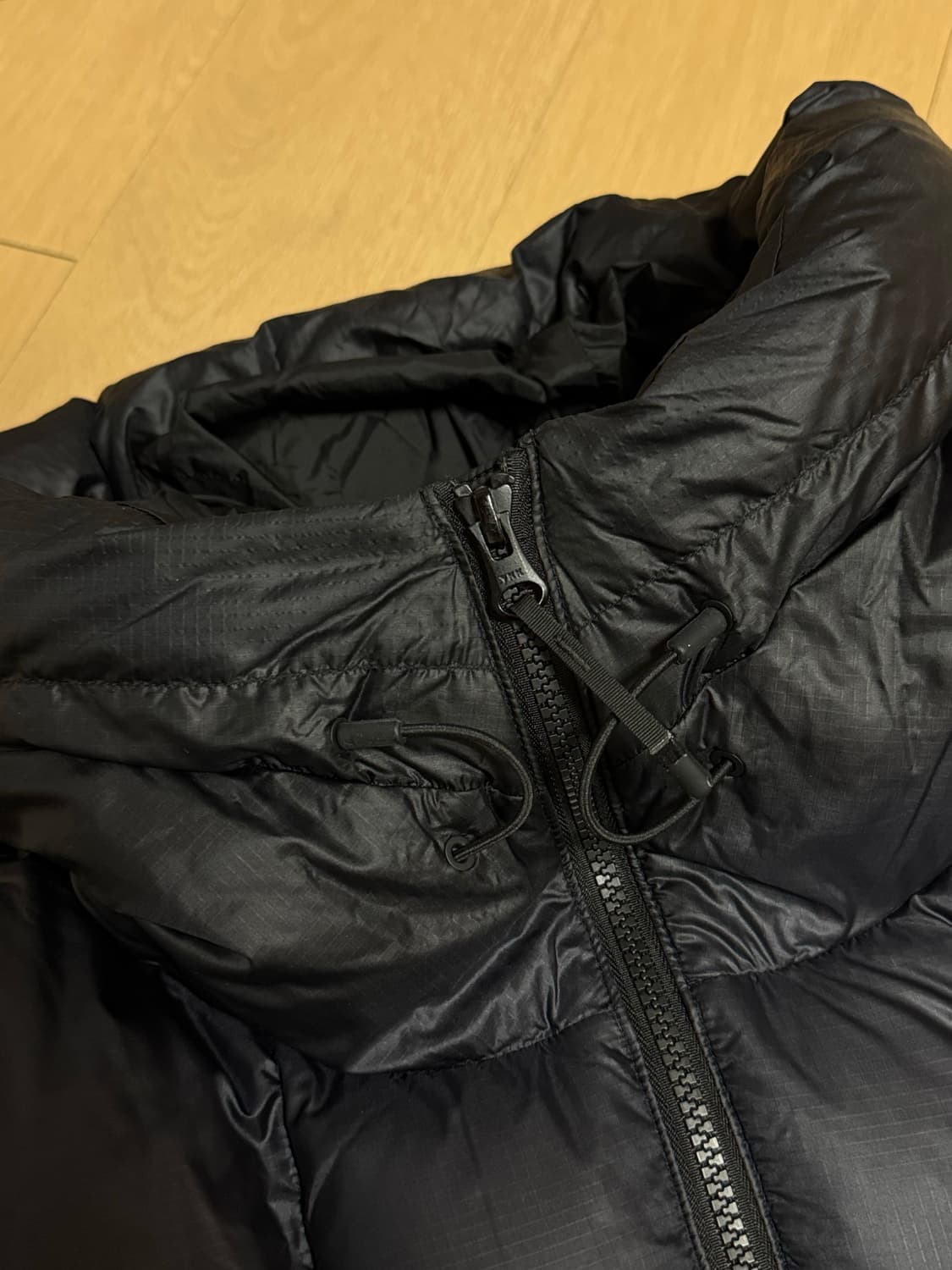 [5, XL] 골드윈 25fw 퍼텍스 퀀텀 다운 파카 블랙 상품이미지4