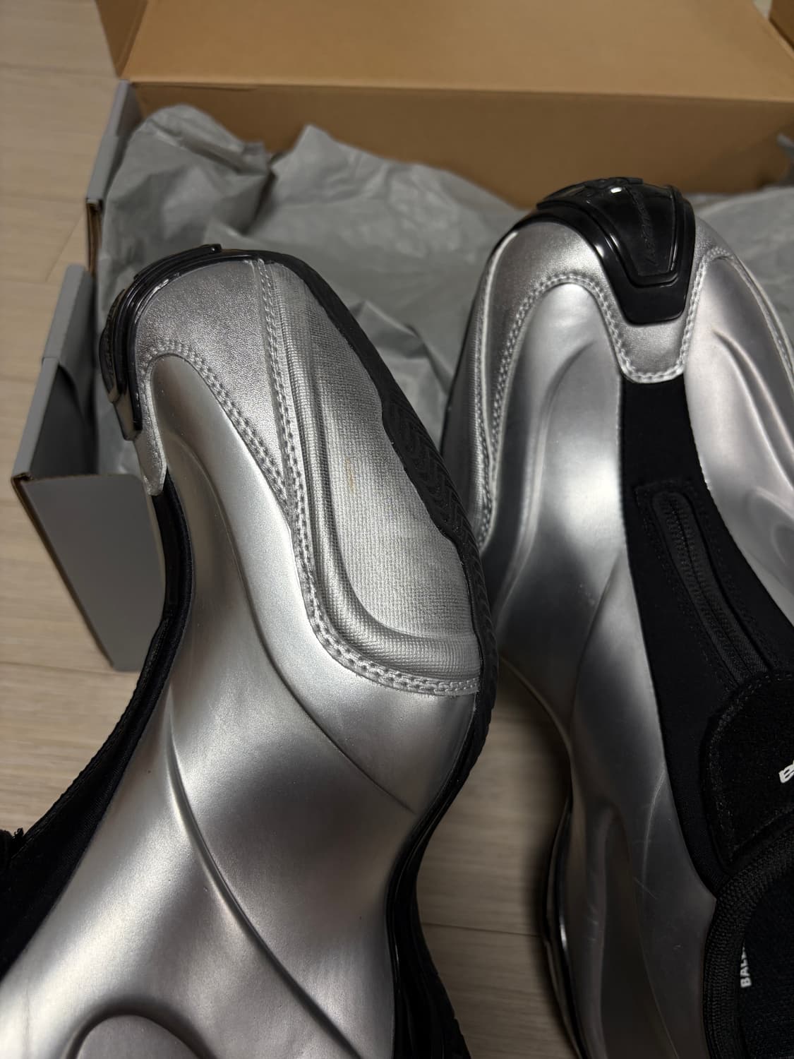 발렌시아가 바스켓볼 실버  상품이미지4