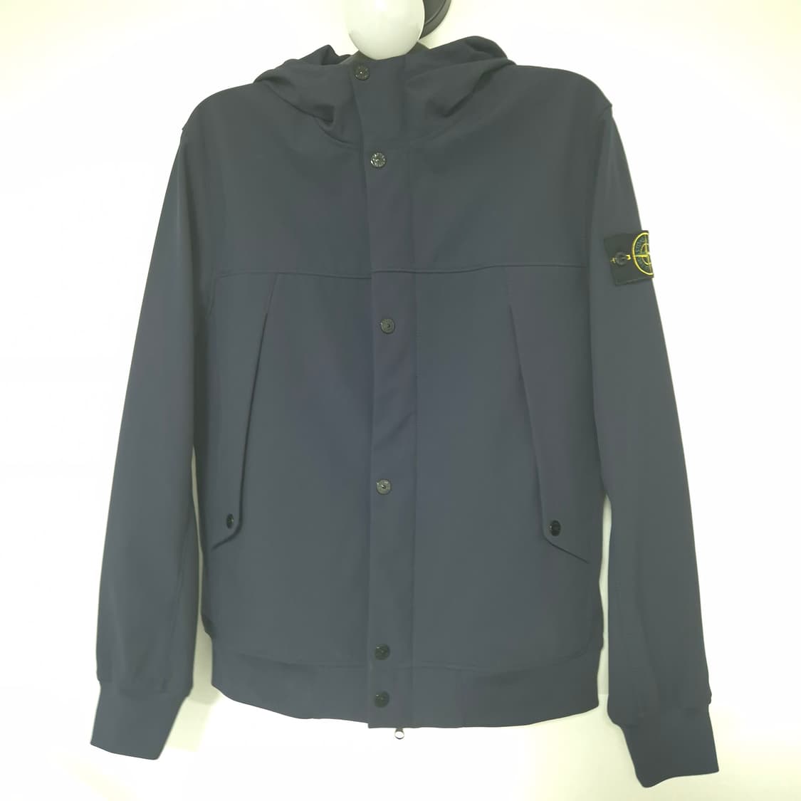 스톤아일랜드 라이트 소프트 쉘-R  폴리에스터 후드 자켓 상품이미지1