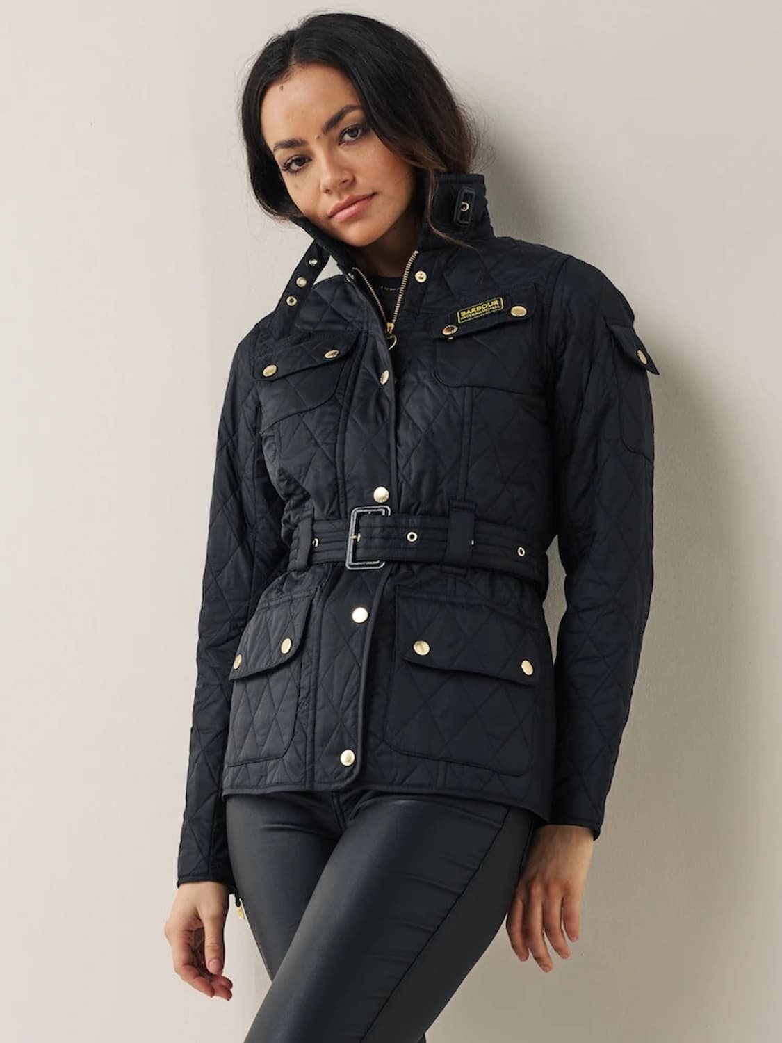 Barbour 바버 인터내셔널 폴라 퀼트 자켓 블랙  상품이미지3