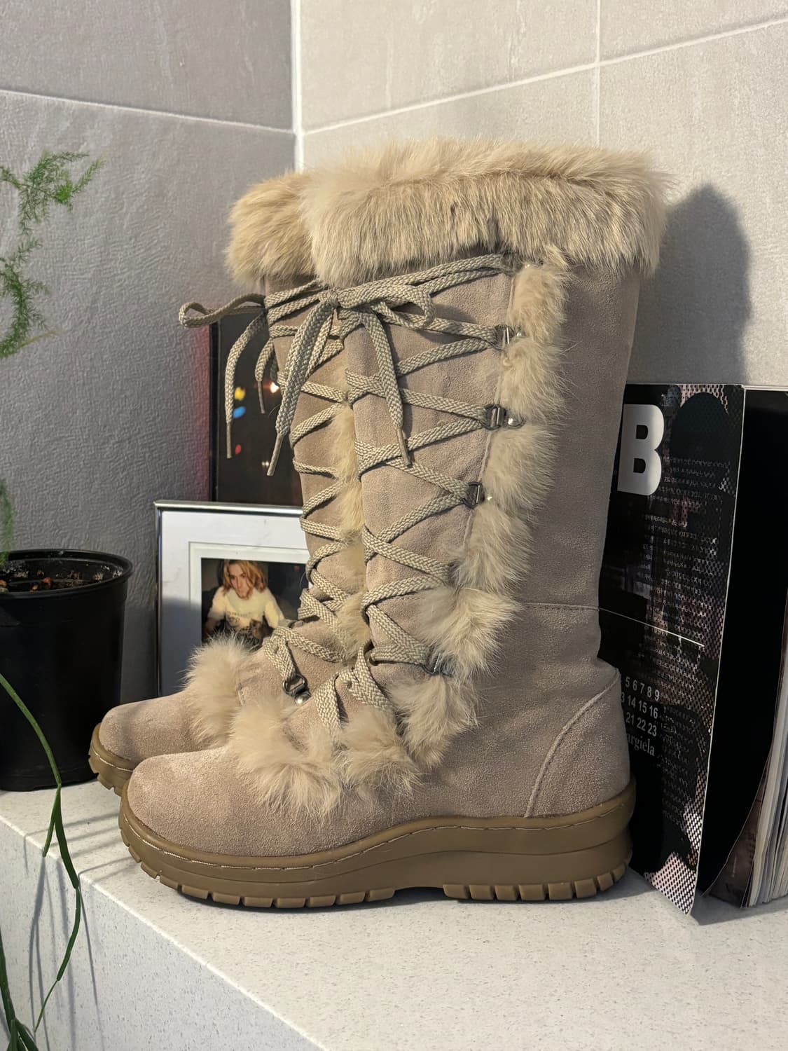 베어파우 스웨이드 퍼부츠 상품이미지1