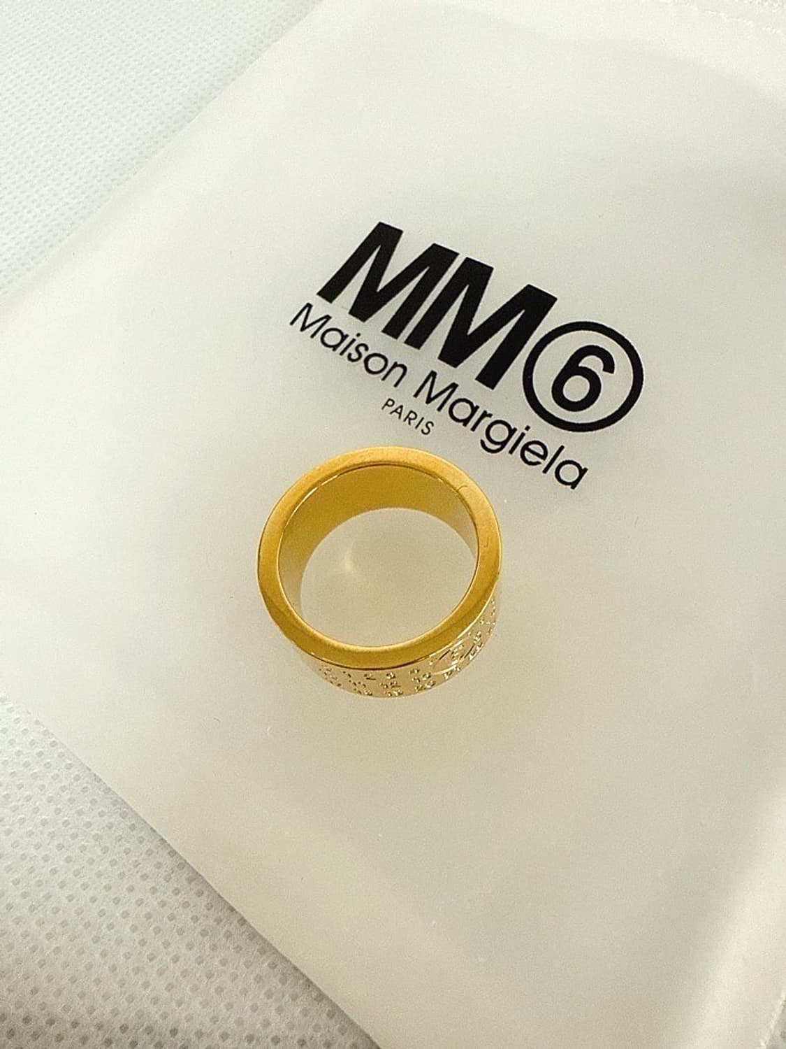 (정품/새상품) MM6 마르지엘라 공용 골드 넘버링 로고 반지 상품이미지3