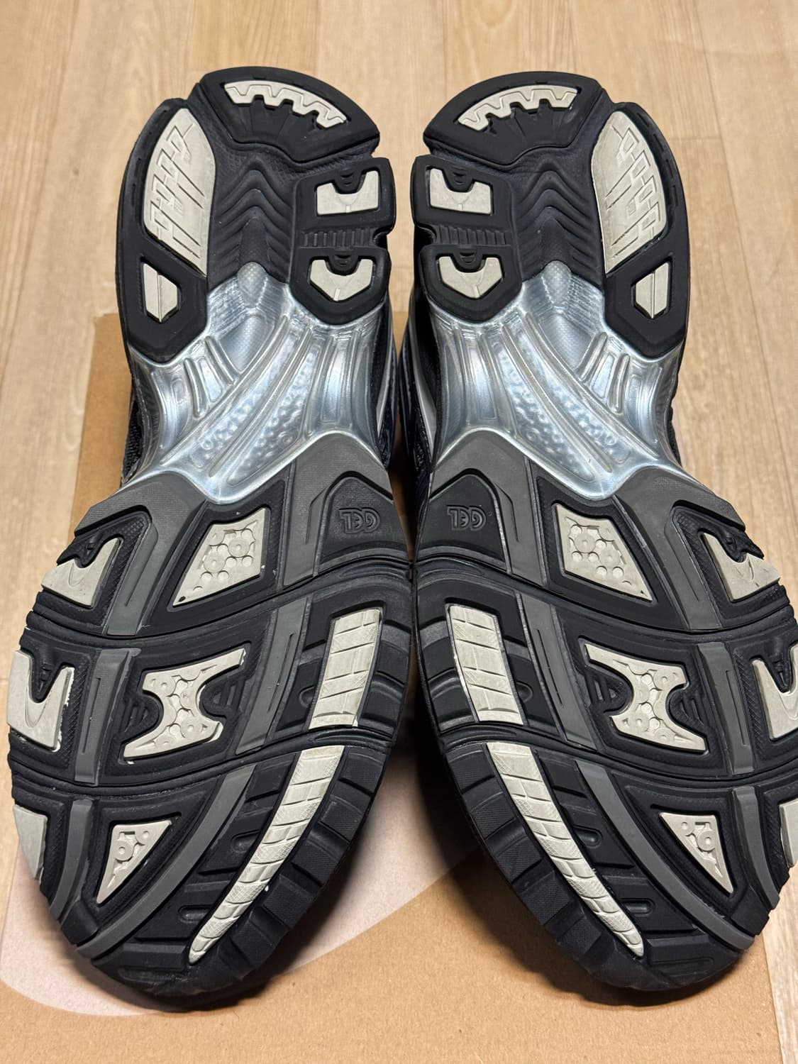 아식스 언더마이카 젤 카야노 14 블랙 퓨어 실버 상품이미지10