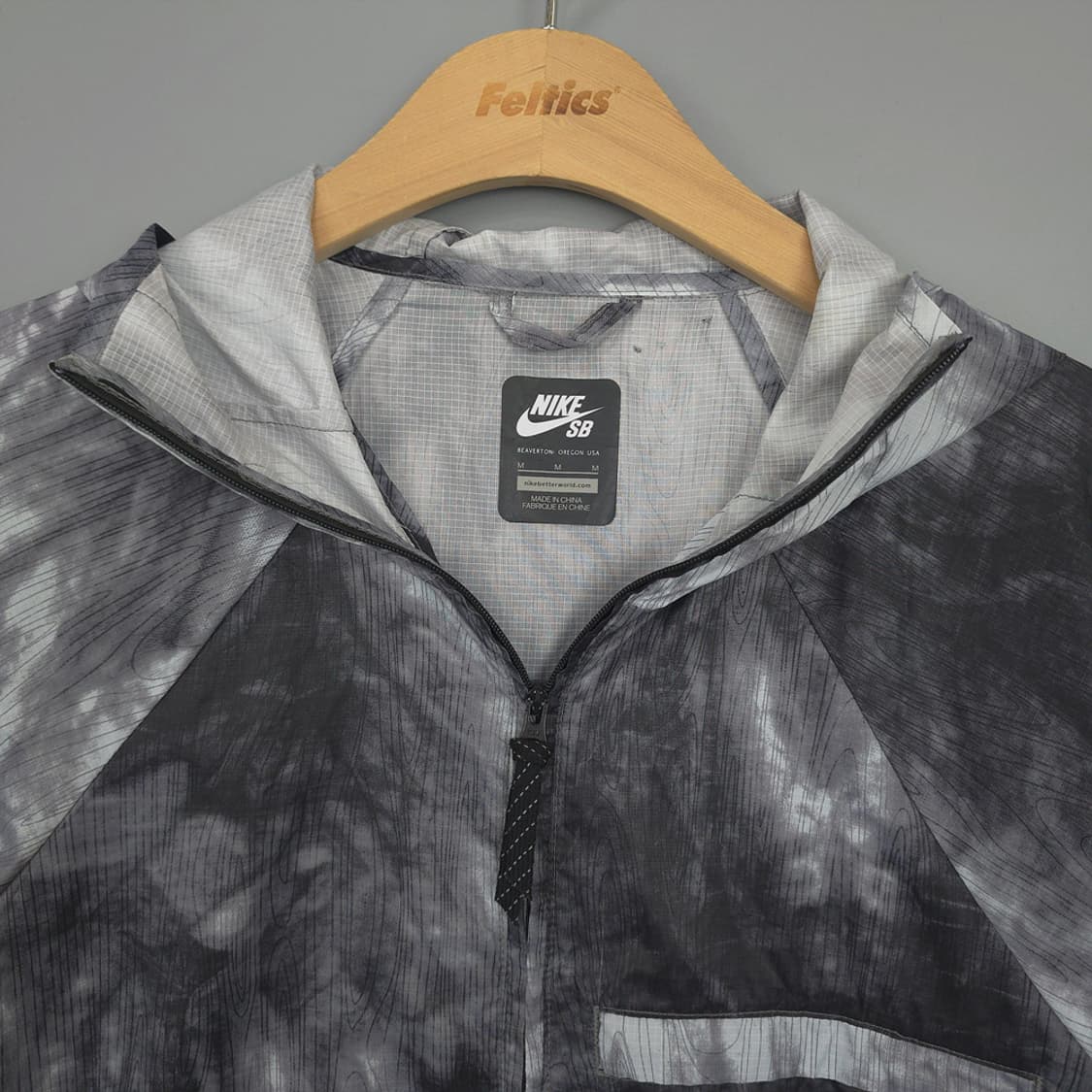 나이키 NIKE 바람막이 자켓M 상품이미지2