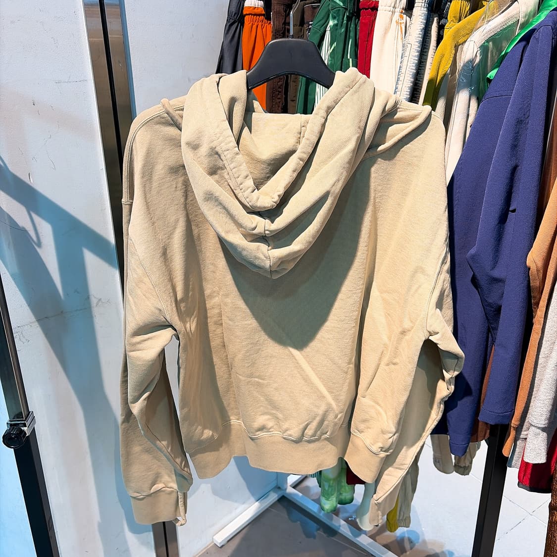 (정품/새상품) JACQUEMUS 자크뮈스 남성 자수 로고 후드  상품이미지4