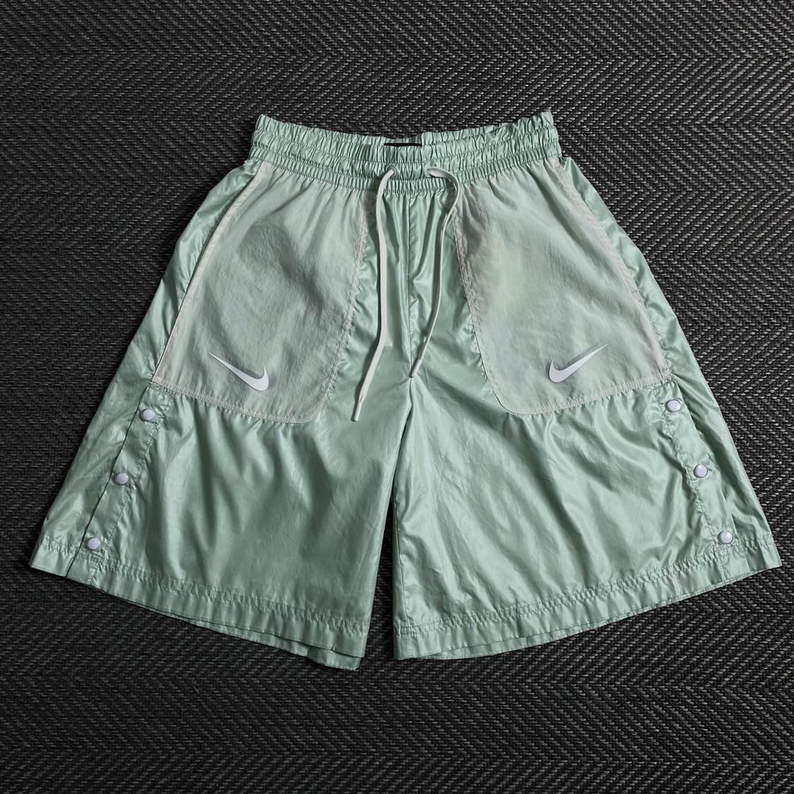 나이키 우먼스 더블 스우시 나일론 러닝 팬츠o 3865 상품이미지1