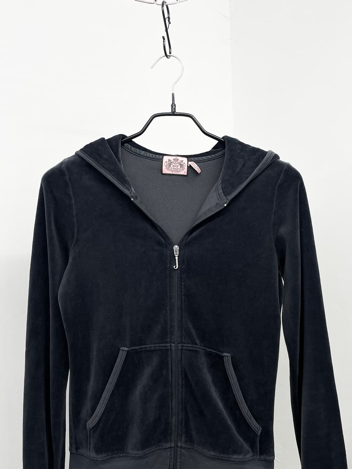 쥬시꾸뛰르 차콜 로고 벨로아 후드집업  상품이미지6