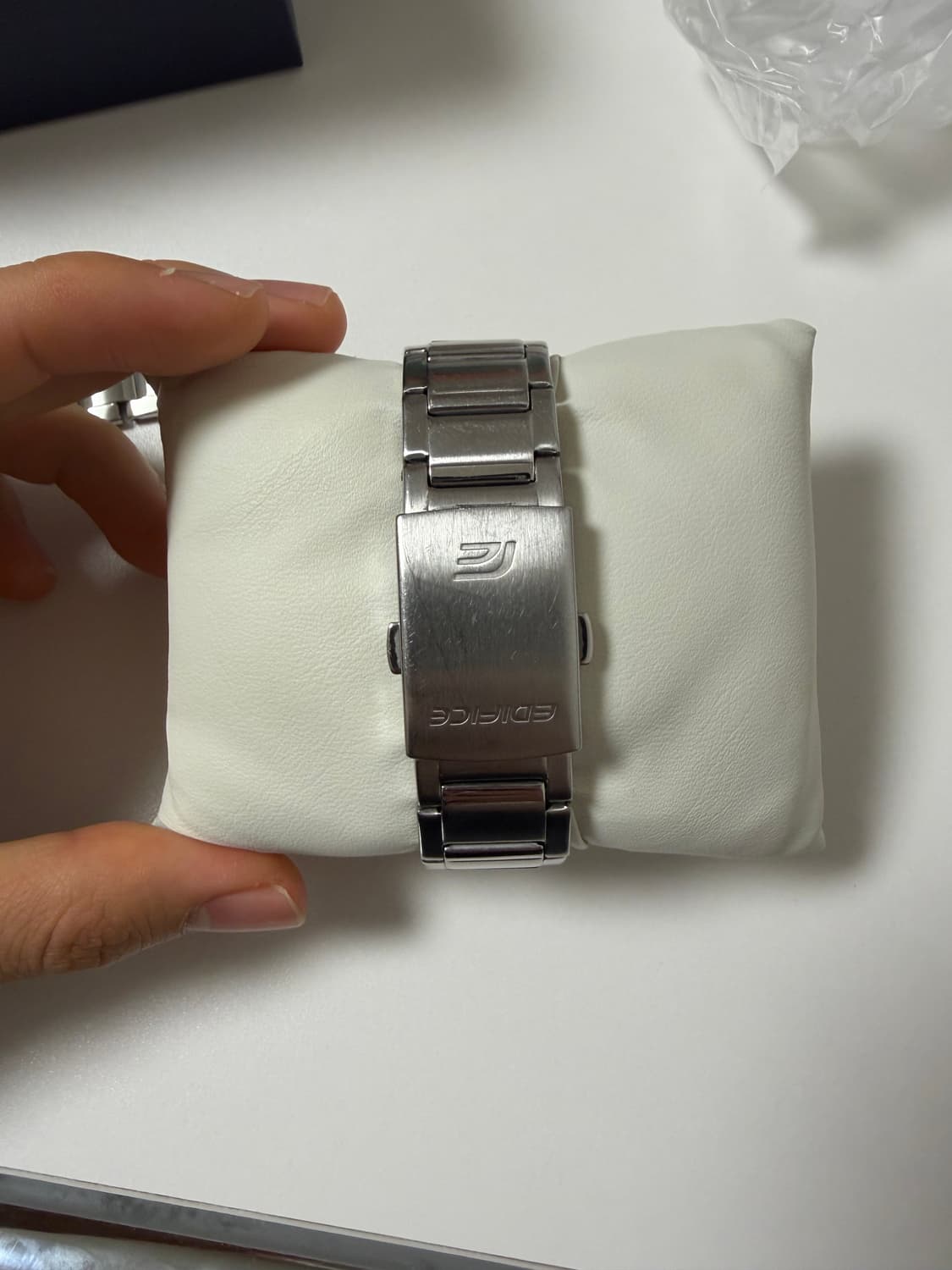 카시오 에디피스 에얄오크 화이트 팝니다. 상품이미지5