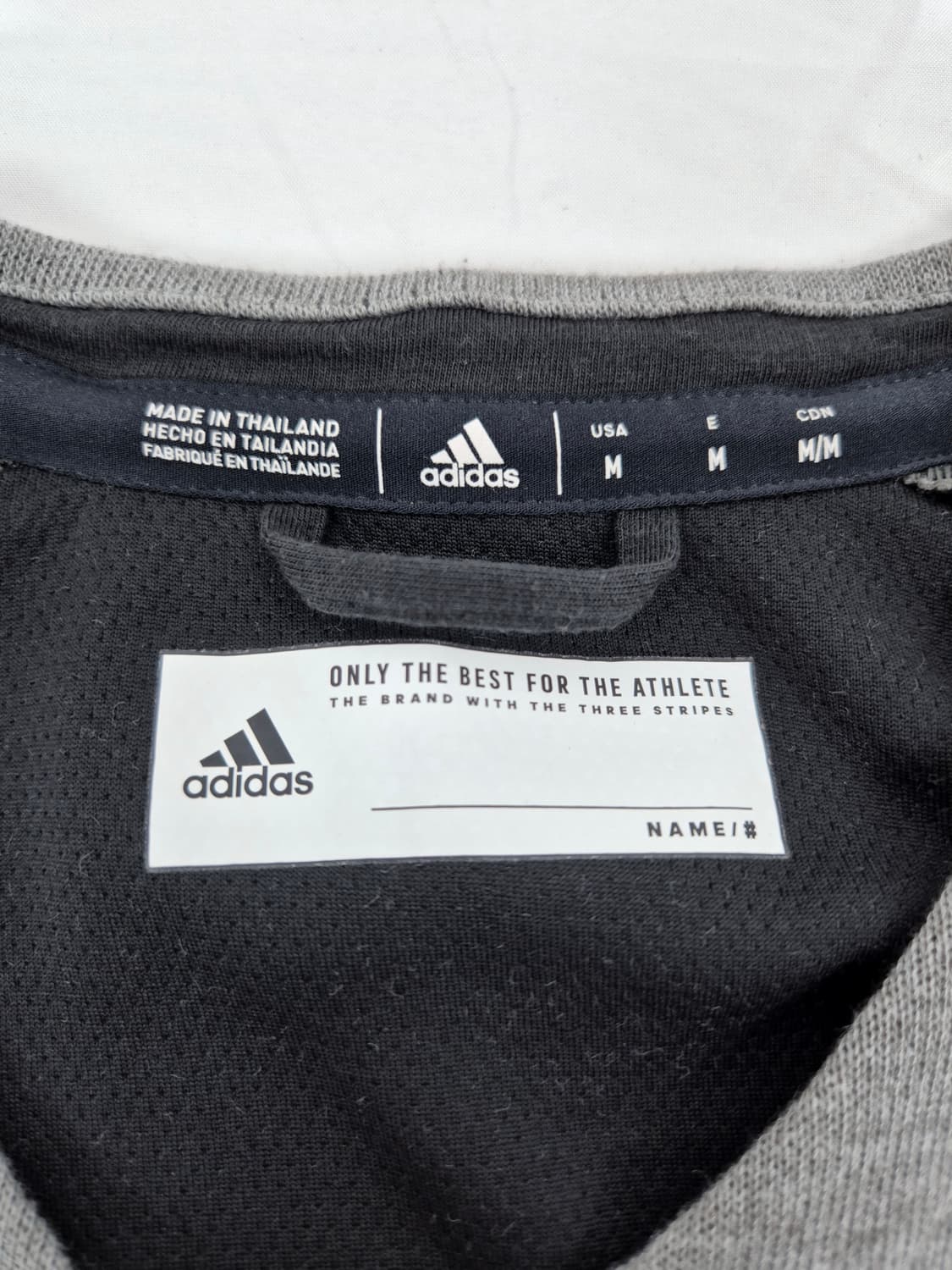 Adidas 인디애나 대학 로고 V넥 맨투맨 상품이미지4