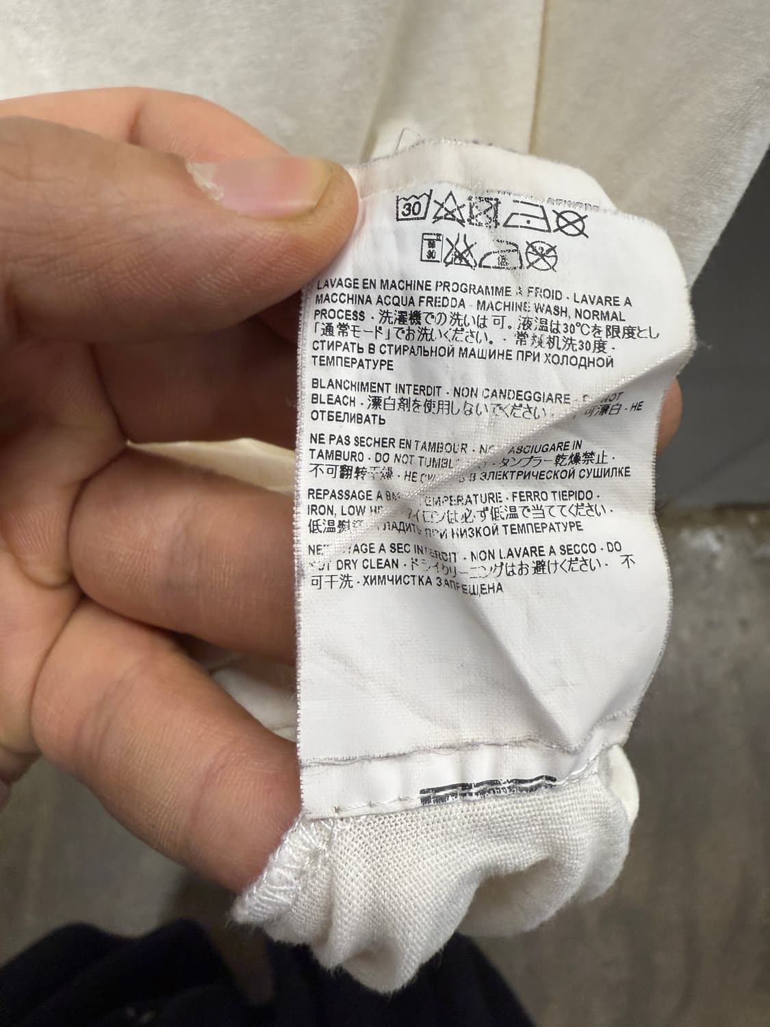 생로랑 정품 Appelle-Moi 티셔츠 m 상품이미지8