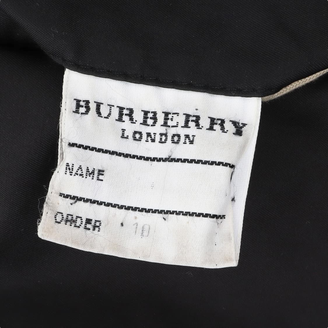 버버리 런던 리버시블 노바체크 퀄팅 싱글 코트 상품이미지10