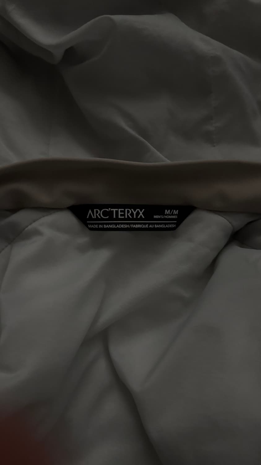 아크테릭스 아톰 헤비웨이트 경량패딩 상품이미지3