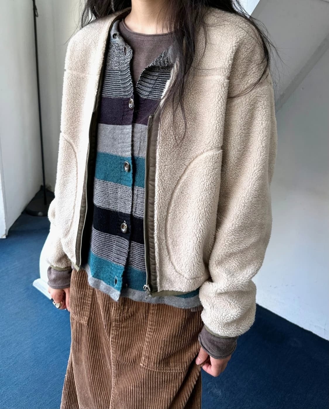 Boa fleece design cropped zip jacket 상품이미지6