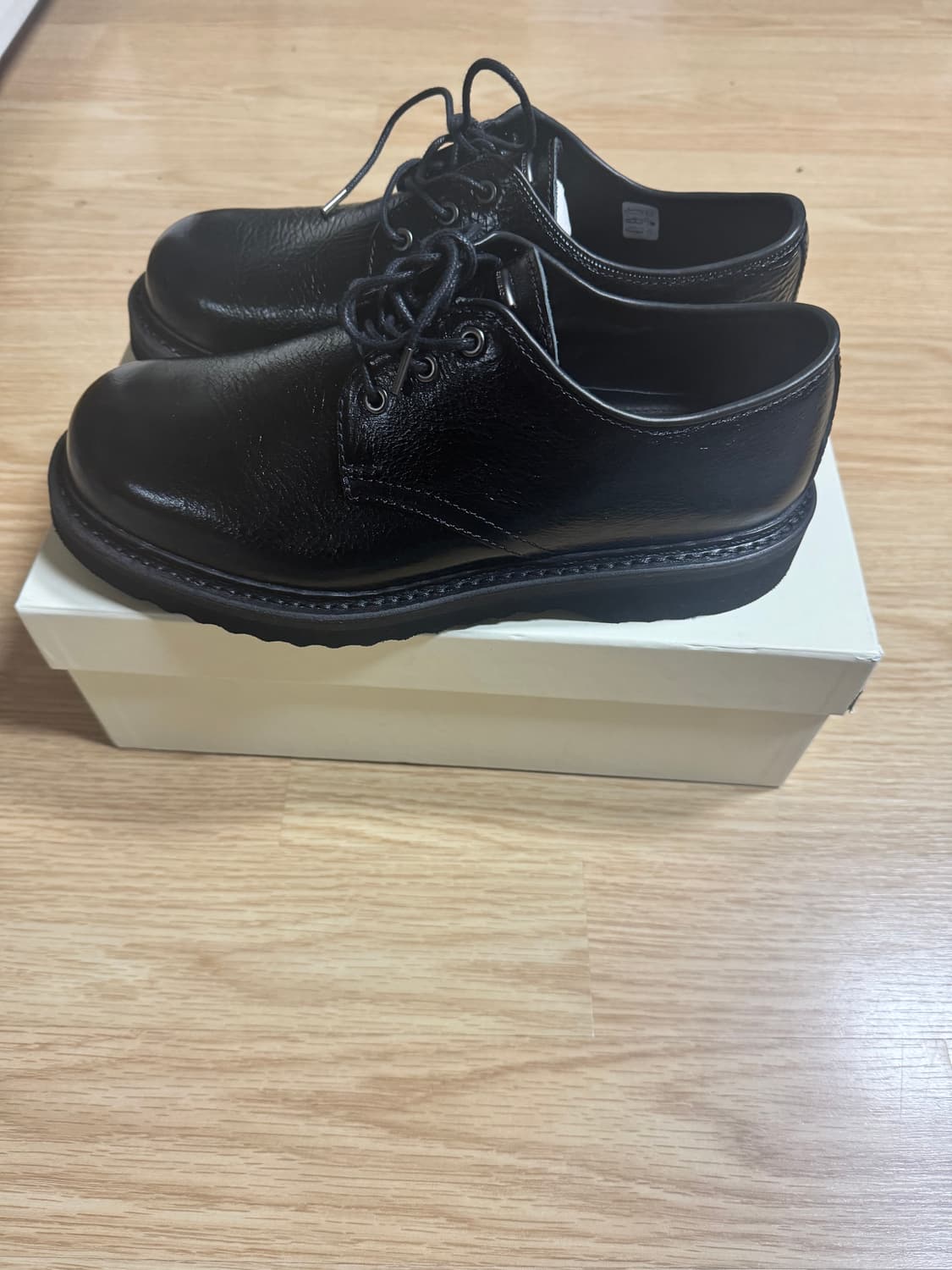 아워레가시 트램플러 슈 크랙 페이턴트 레더 상품이미지3