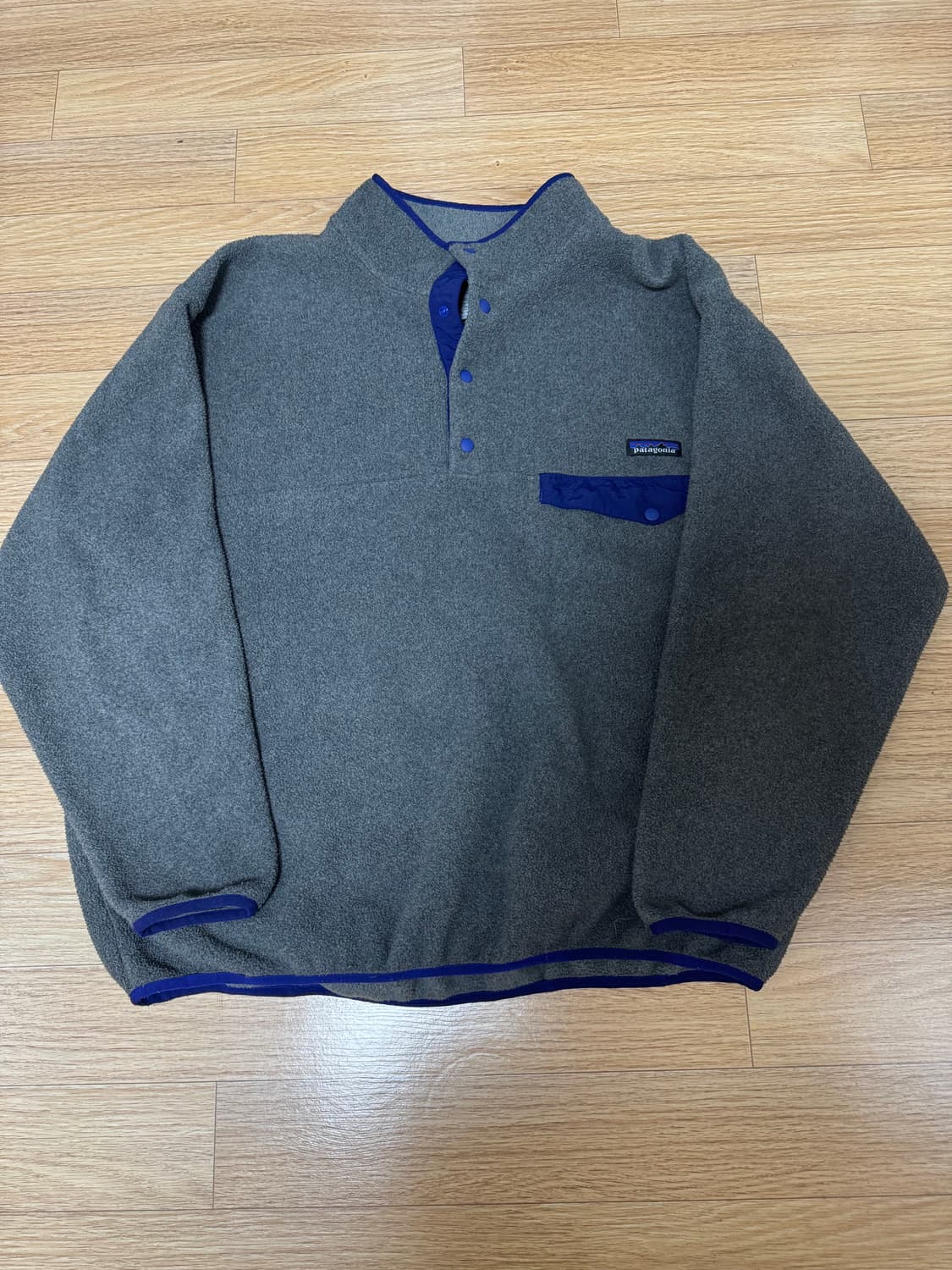 파타고니아 신칠라 그레이 L 상품이미지1