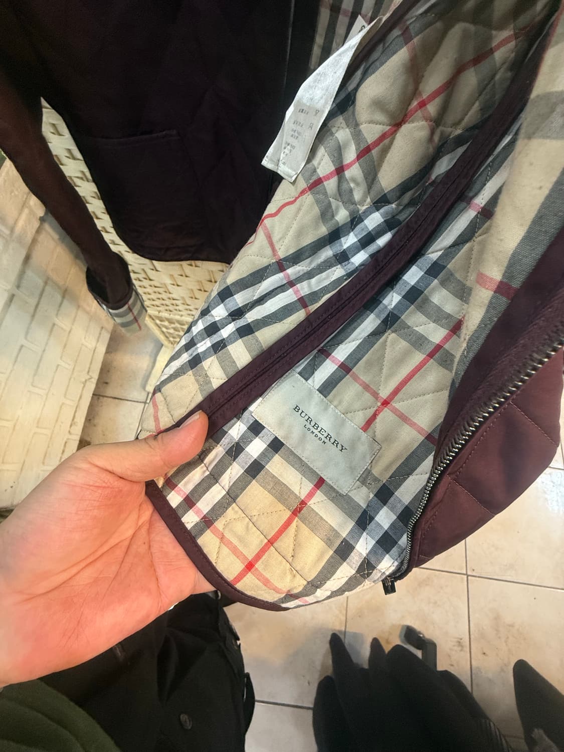 66-77 정품 버버리 누빔자켓 팝니다 상품이미지3