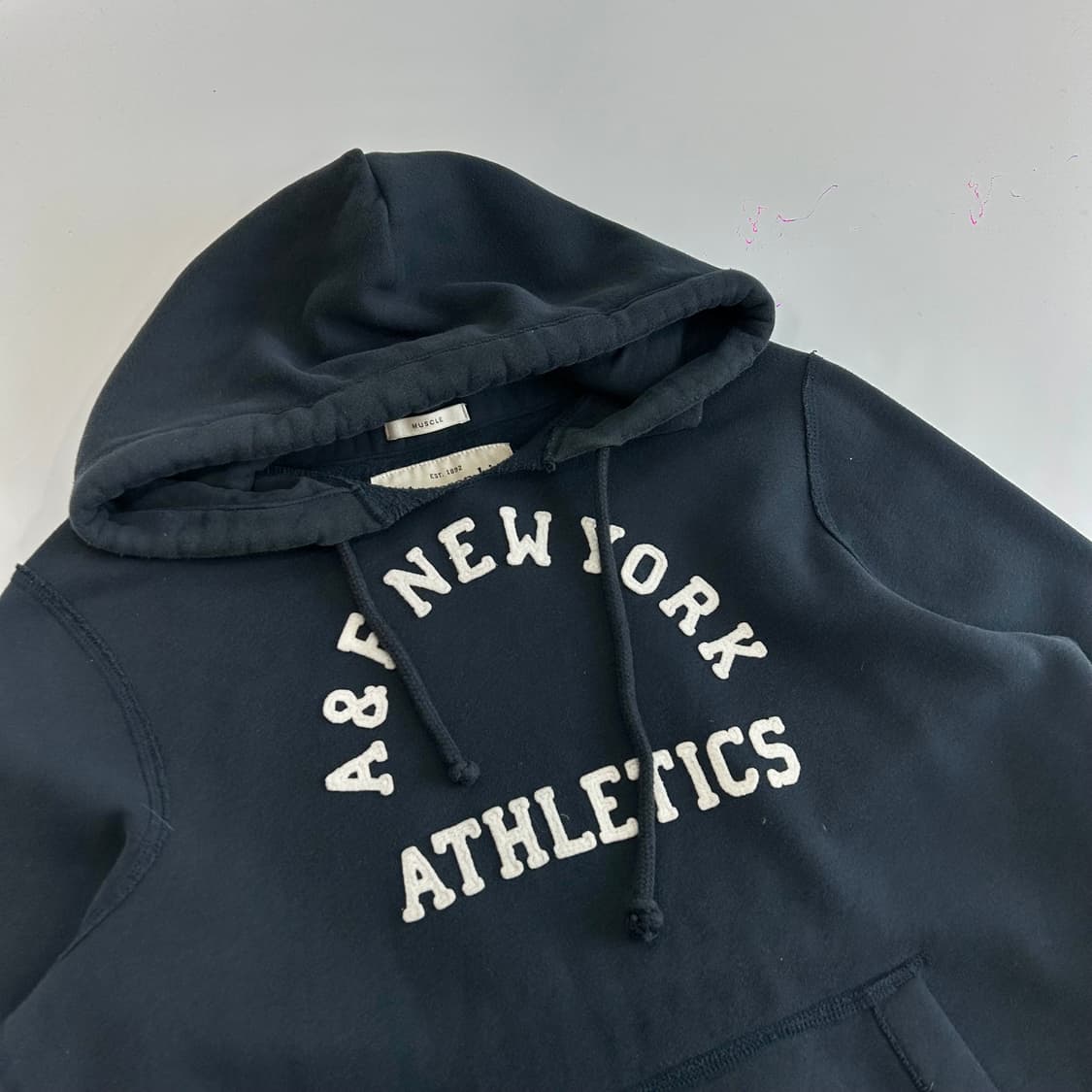 Abercrombie 아베크롬비 스펠아웃로고 네이비 후드티 상품이미지4