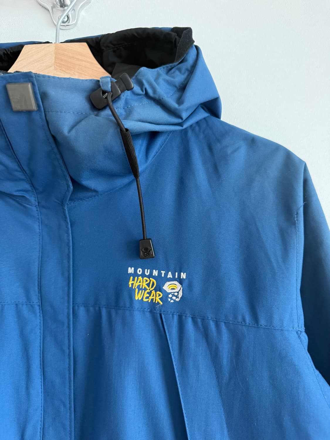 마운틴하드웨어(Mountain Hardwear) 윈드브레이커 바람막이 상품이미지3