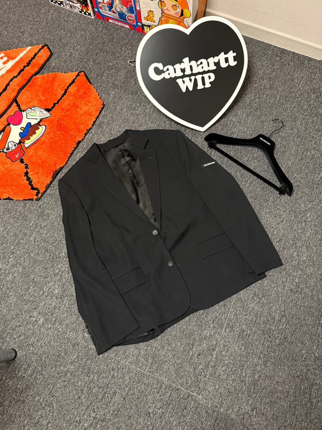 [34] 발렌시아가 워시드 로고 패치 블레이저 자켓 블랙 상품이미지1