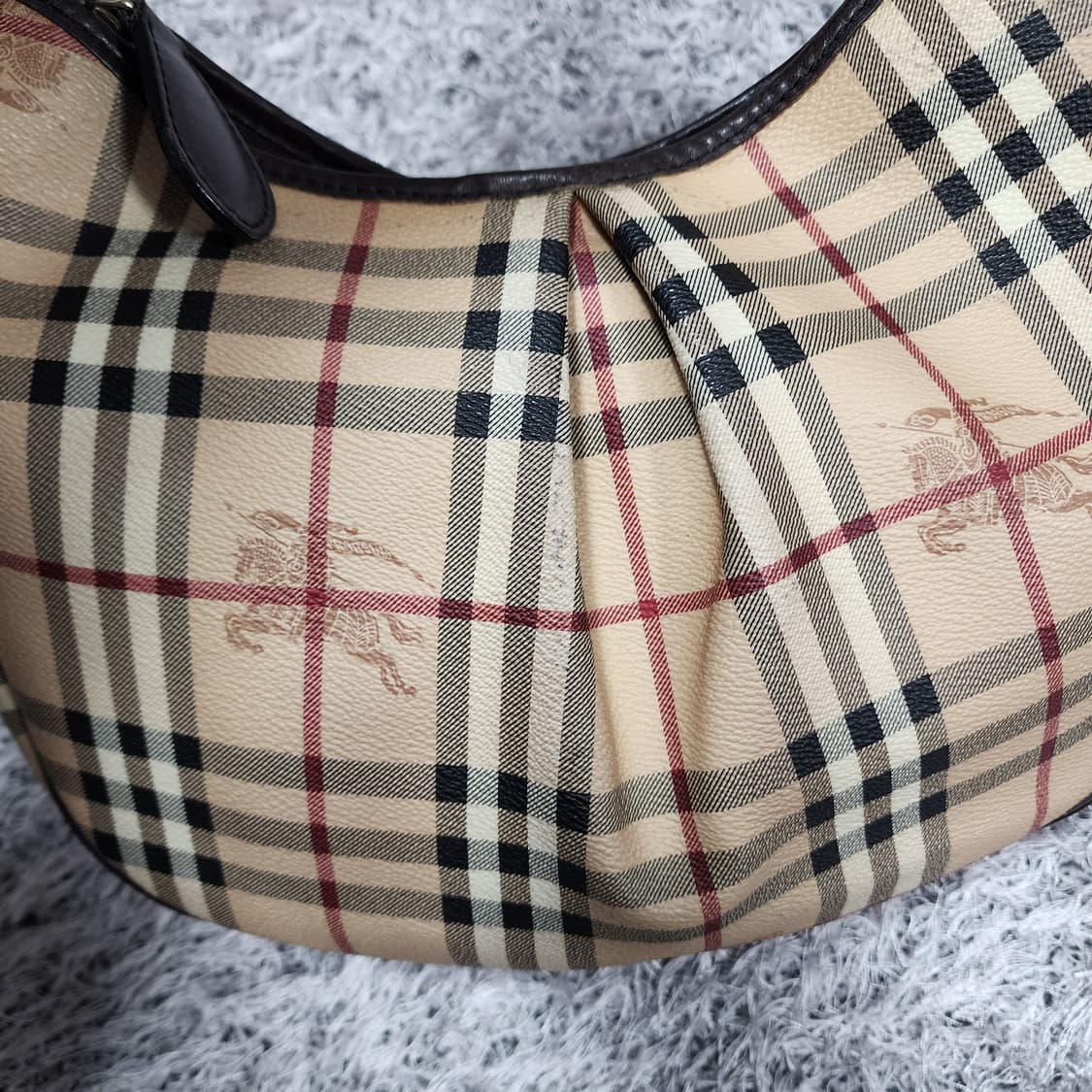 버버리 노바체크 호보백 숄더백 상품이미지3