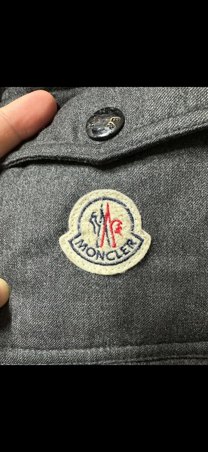 몽클레어 몽제네브르 2사이즈 그레이 패딩 상품이미지2