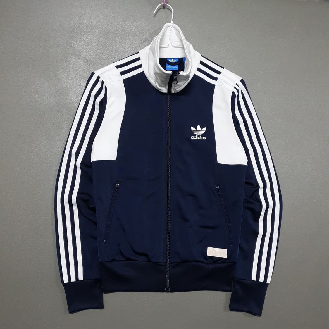 아디다스 희귀 대장급 유로파 파이어버드 트랙탑 져지 자켓 엔믹스 설윤 상품이미지3