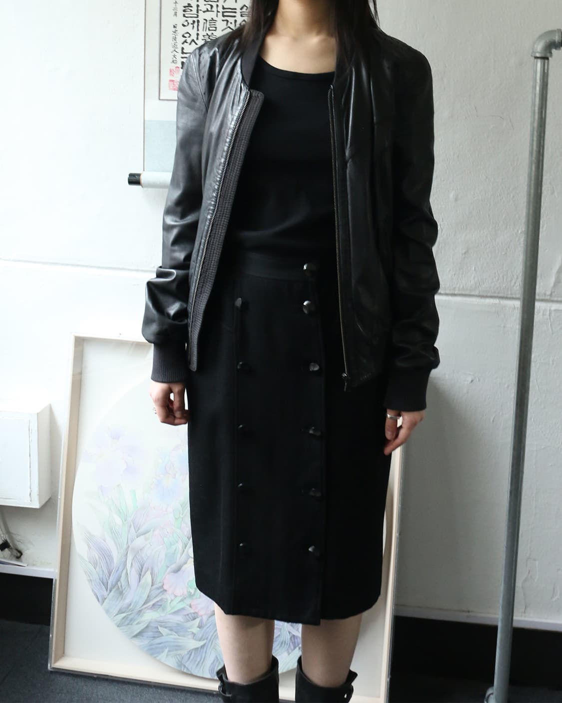 꾸레쥬 블랙 버튼 스커트  상품이미지2