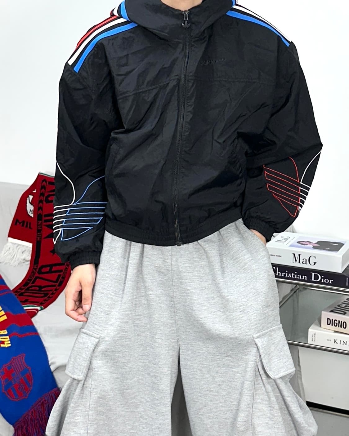 아디다스 블랙 소매 로고 크롭 바람막이 XL 상품이미지2