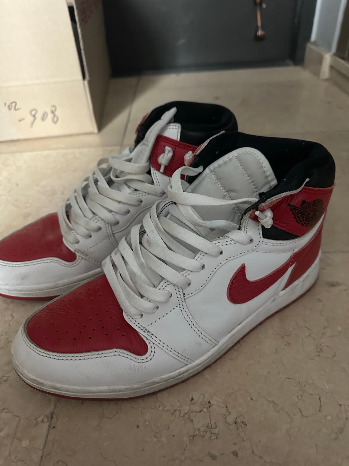 나이키 에어 조던1 레트로 하이 OG 헤리티지 275 상품이미지2