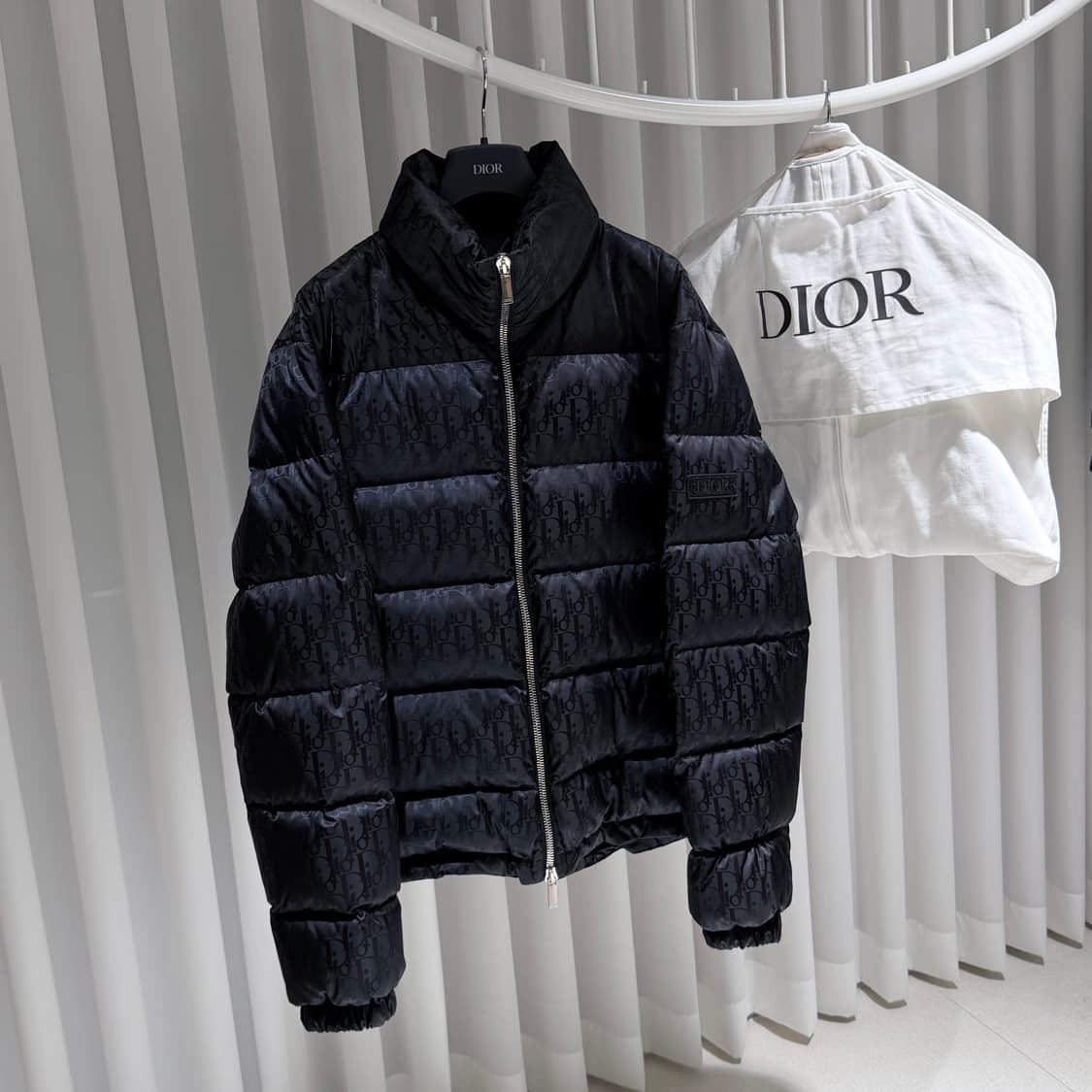 (A+/50) / 디올 오블리크 블랙 패딩 상품이미지3