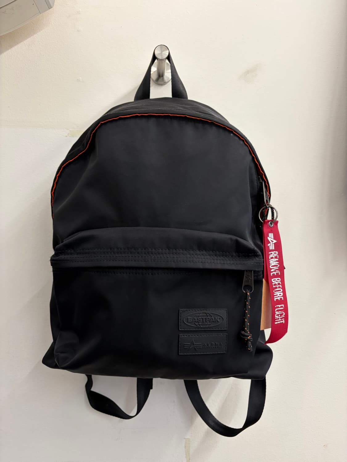 N113. 알파인더스트리 x 이스트팩 콜라보 백팩 상품이미지1
