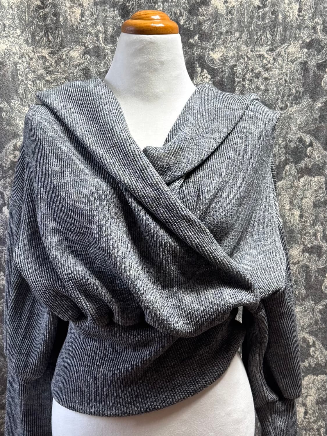 kitschic 키치크 크롭 니트 후드 (새제품) 상품이미지2